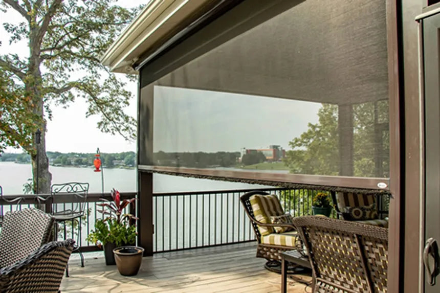 Retractable Screen – Solare Blinds